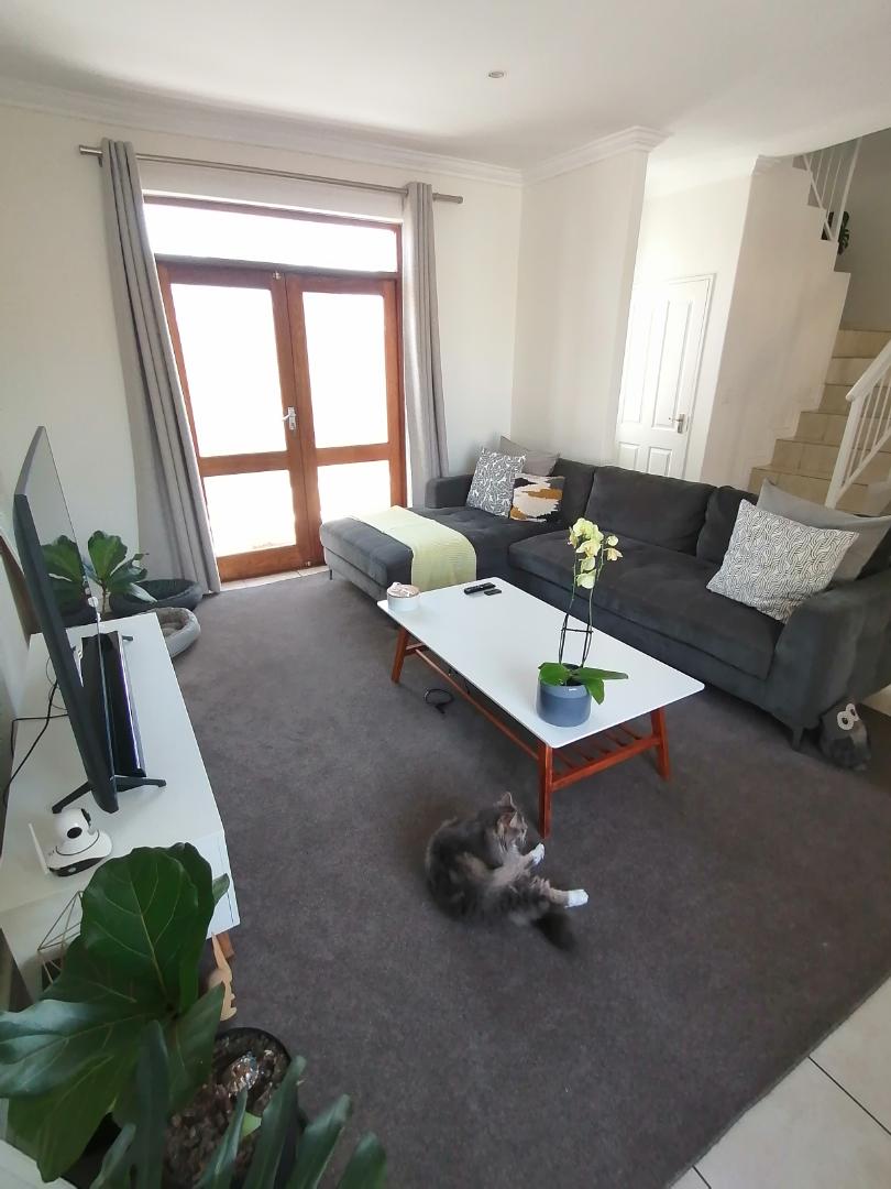 2 Bedroom Property for Sale in Royal Ascot Western Cape